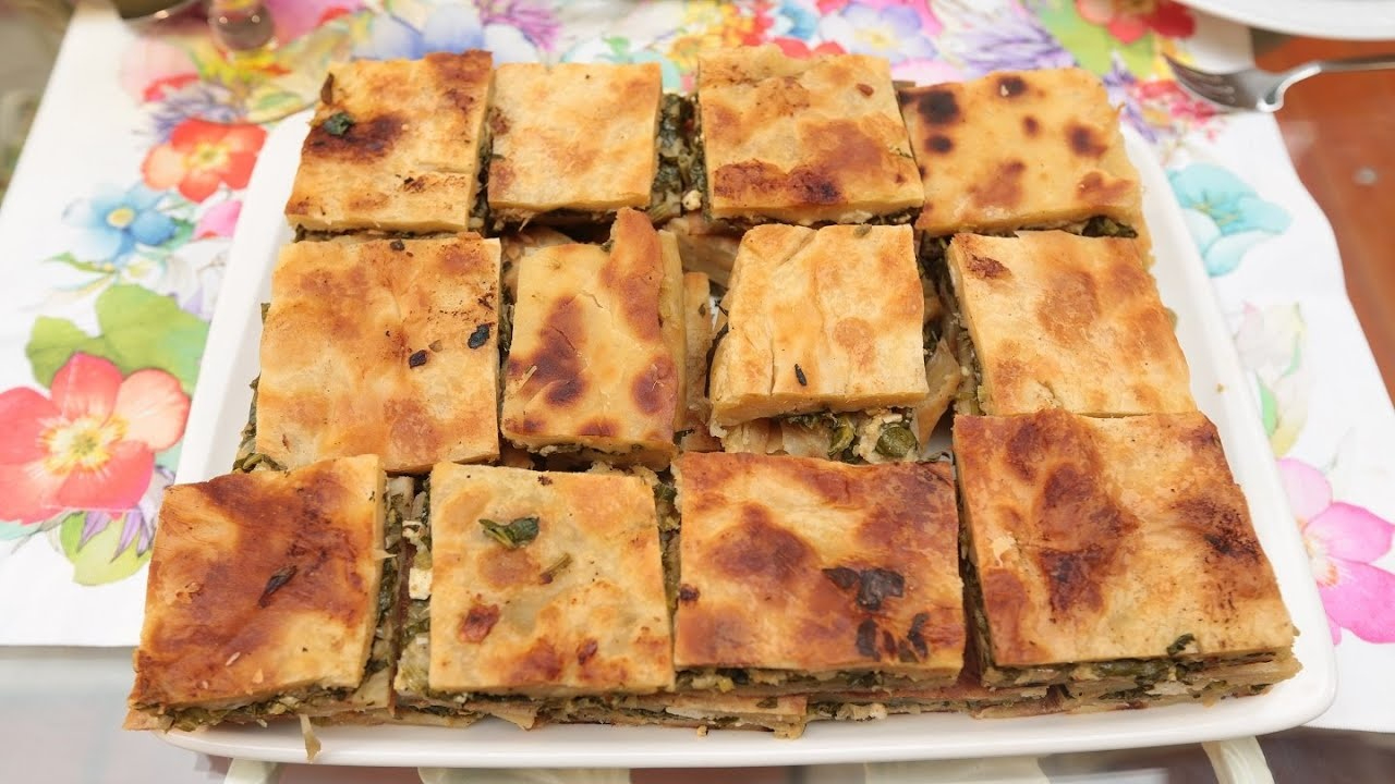 Döndürme böreği tarifi! Çay saatine muhteşem eşlikçi! Döndürme böreği tepsisi bir oturuşta bitiyor!