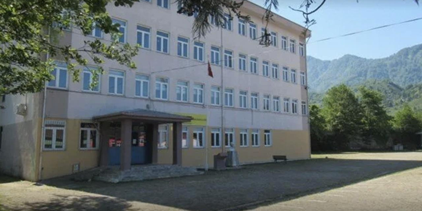 Artvin'de kaymakam öğretmenle gerginlik yaşadı iddiası: Valilik açıklama yaptı