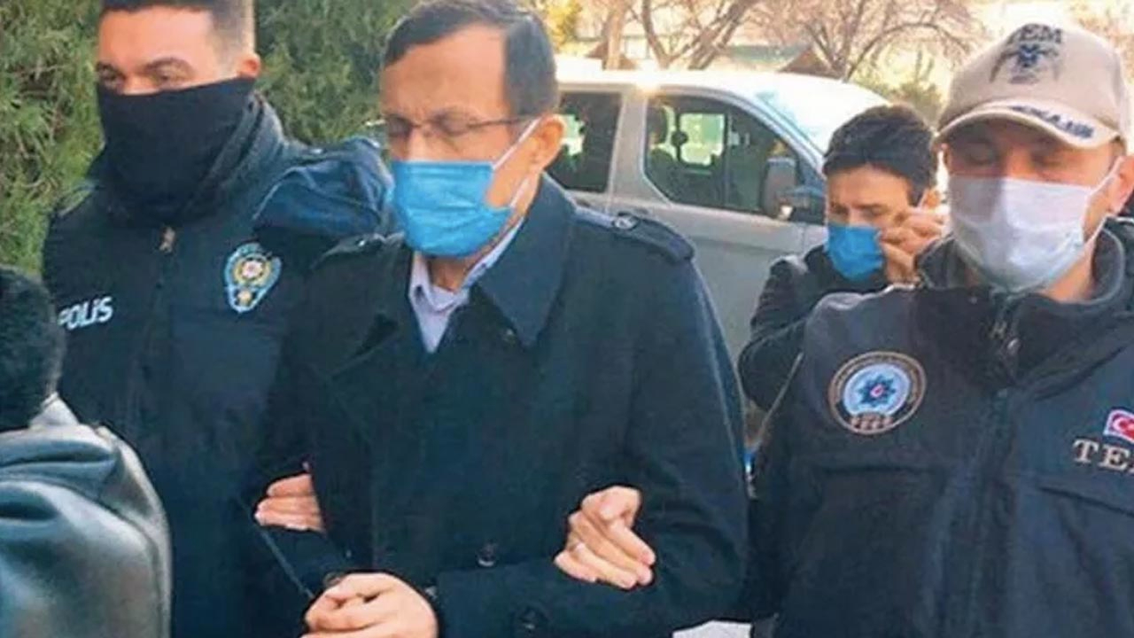Rütbesini FETÖ elebaşı Gülen takmıştı: Serdar Atasoy Whatsapp grubundaki mesajını böyle savundu