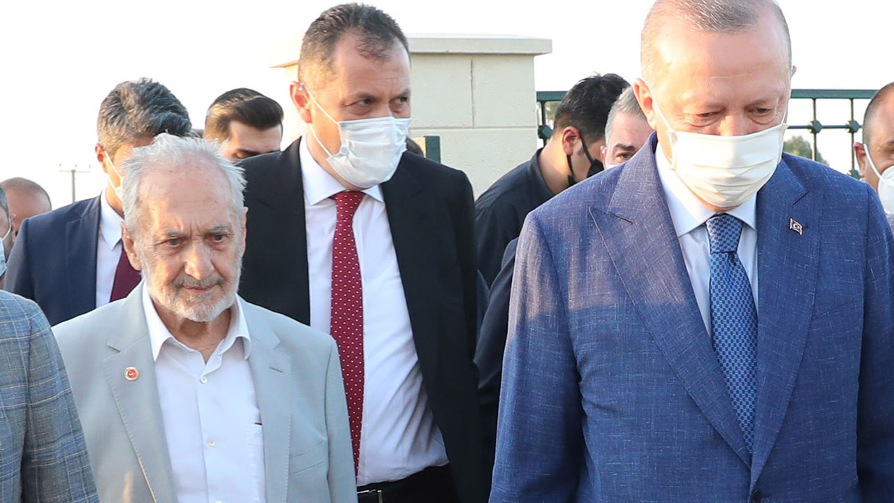 Erdoğan'dan Asiltürk için taziye mesajı:  Çok kıymetli ağabeyimize Allah’tan rahmet niyaz ediyorum