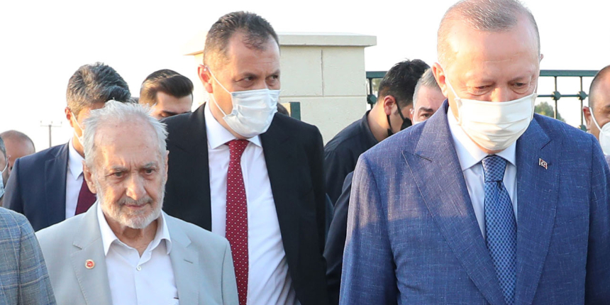 Erdoğan'dan Asiltürk için taziye mesajı:  Çok kıymetli ağabeyimize Allah’tan rahmet niyaz ediyorum