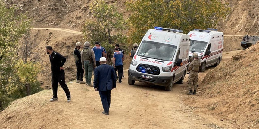 PKK'nın hain saldırısına akademisyen ve yazarlardan tepki