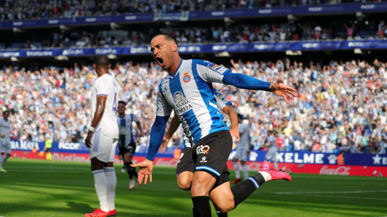 Real Madrid'e bir tokat daha... Espanyol evinde La Liga devini 2-1 mağlup etti