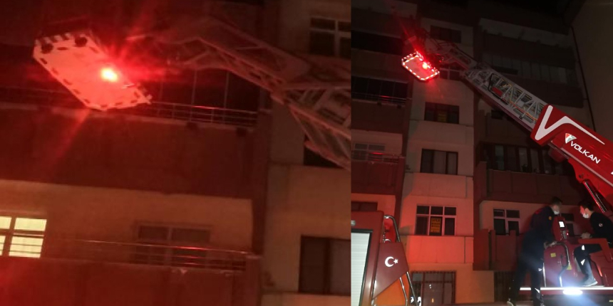 Kapıda kalan öğrencilerin yardımına itfaiye yetişti