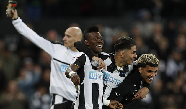 Newcastle United yeniden Premier Lig'de