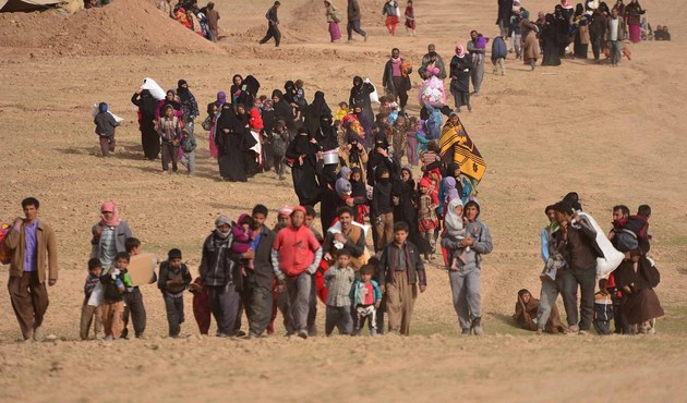 Musul'da 400 bin kişi sığınmacı durumuna düştü