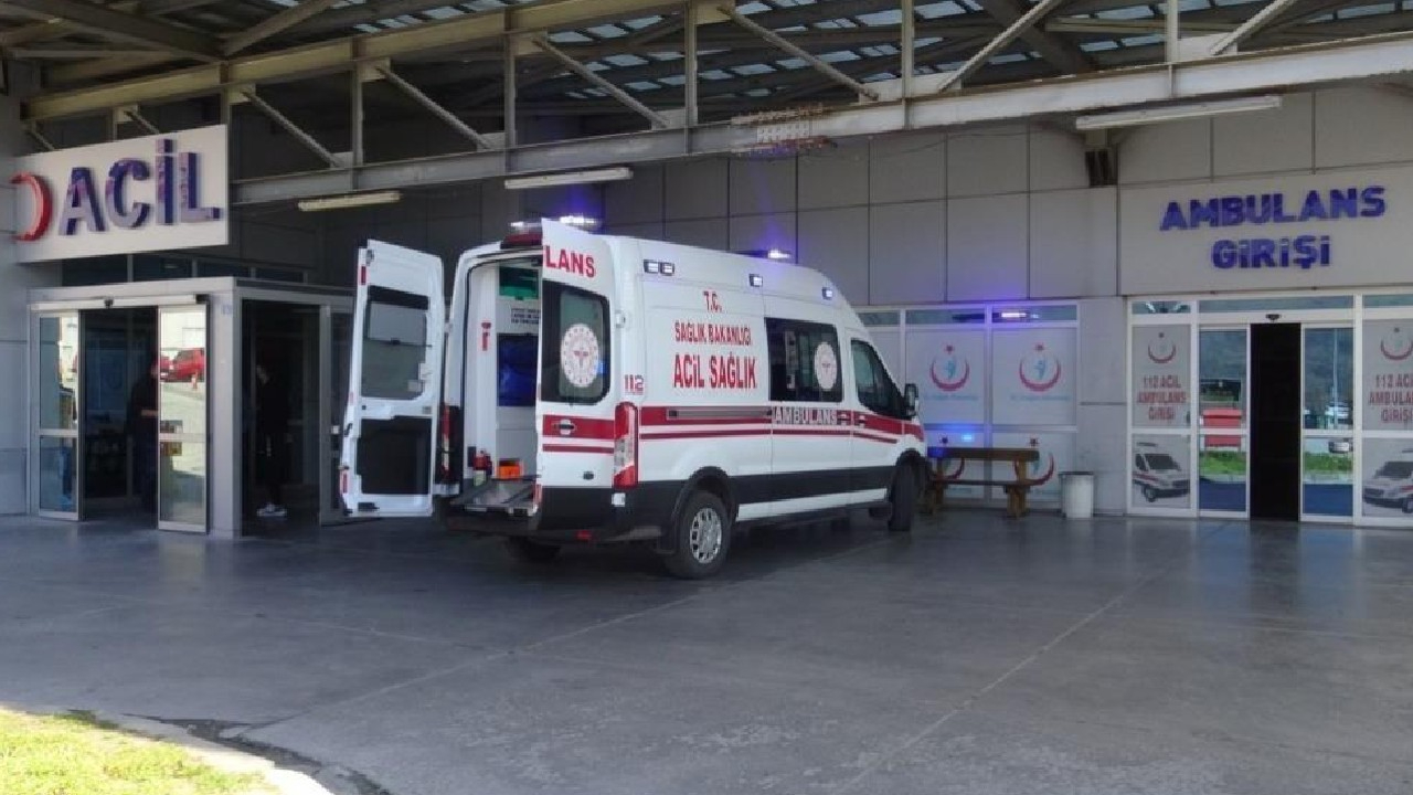 Elindeki tüfeğin ateş alması sonucu yanlışlıkla kendini vurdu!
