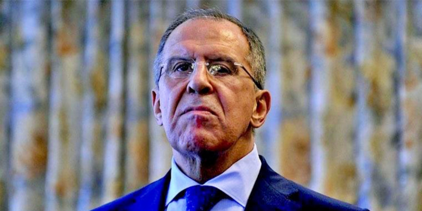 Lavrov: Hangi kılıkta olursa olsun teröristler İdlib'den çıkarılmalı!