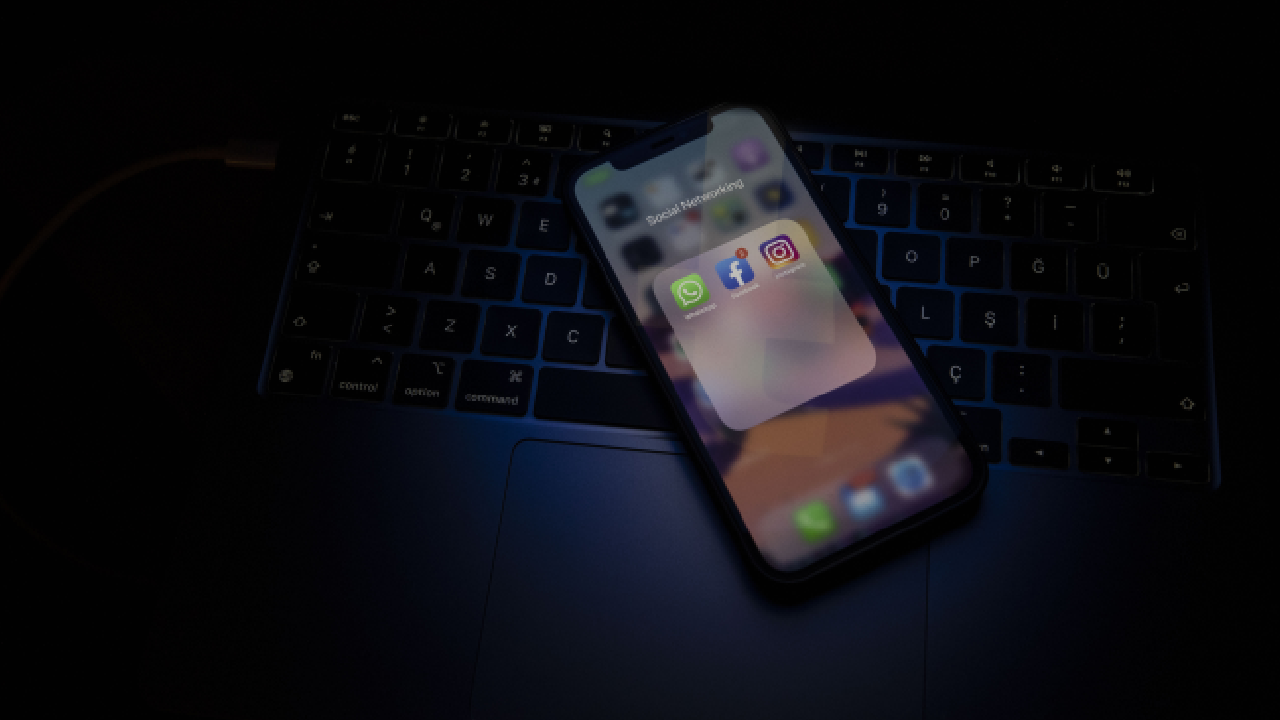Instagram ve Facebook erişime açıldı, WhatsApp'a da ulaşılabiliyor