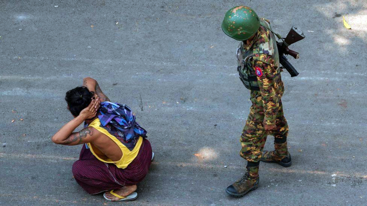 Myanmar'a yaptırım geliyor: ABD Arakanlı Müslümanları gündemine aldı!