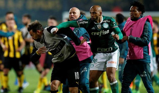 Felipe Melo Brezilya'da savaş çıkardı! / VİDEO