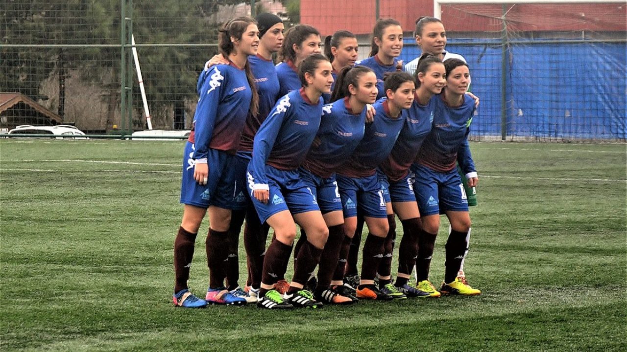Trabzonspor Kadın Futbol Takımı kurmak için TFF'ye başvuruda bulundu