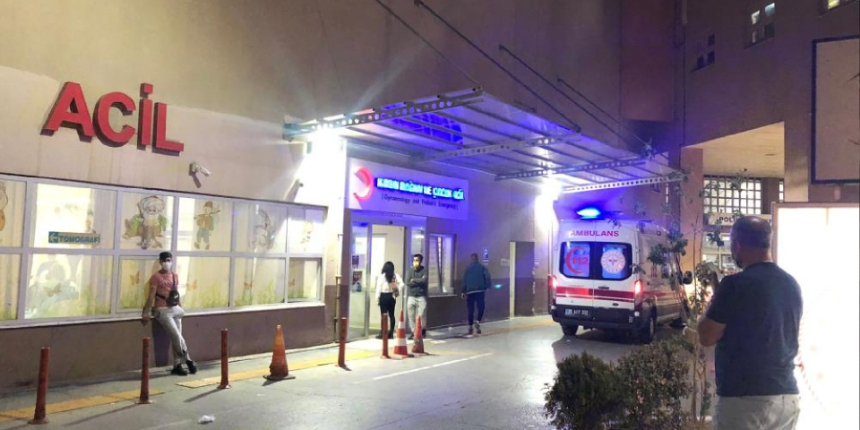 İzmir’de okulda gıda zehirlenmesi şüphesi: 34 öğrenci tedavi altına alındı
