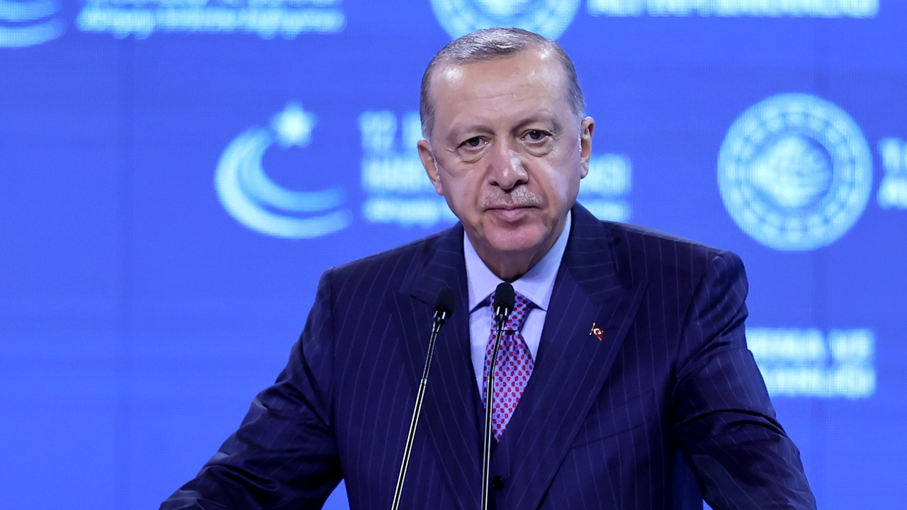 Erdoğan'dan Kanal İstanbul mesajı: Konuşuldu, tartışıldı, fiilen uygulanma aşamasına geldi