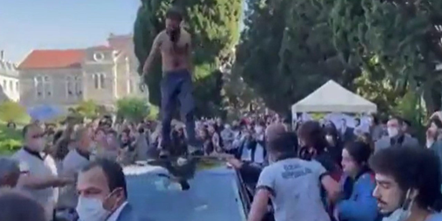 Boğaziçi'ndeki protestolarda gözaltına alınan şüpheliler serbest bırakıldı