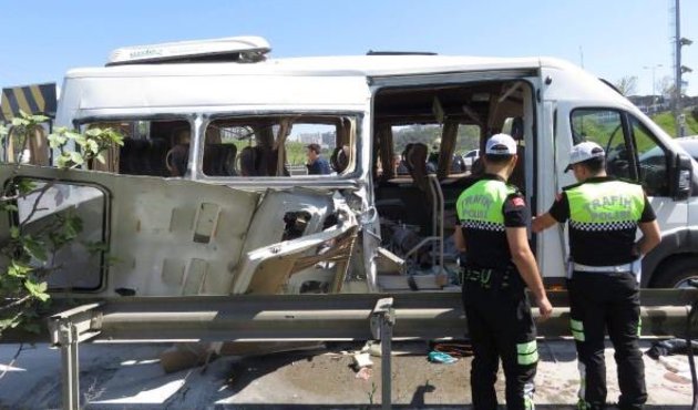 İstanbul Pendik'te minibüste patlama: 5 yaralı