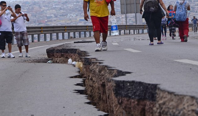 Şili'de deprem fırtınası