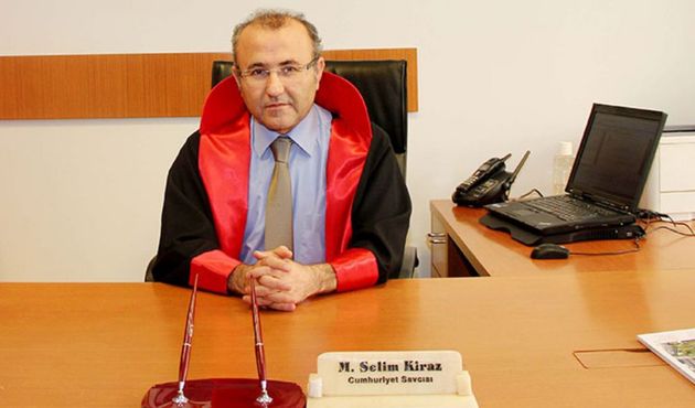 Şehit Savcı Kiraz'ın rehin görüntüsünü yayınlayan Taraf Gazetesi sorumluları beraat etti...