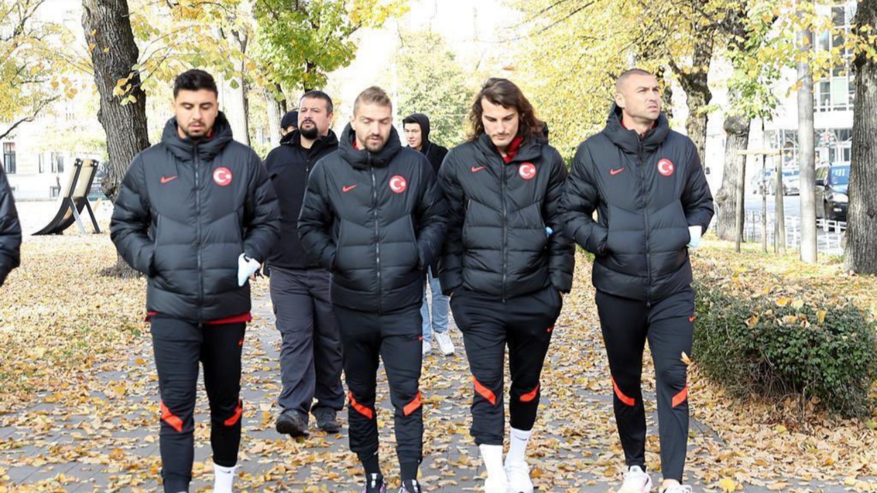 A Milli Takım Riga'da sabah yürüyüşü yaptı