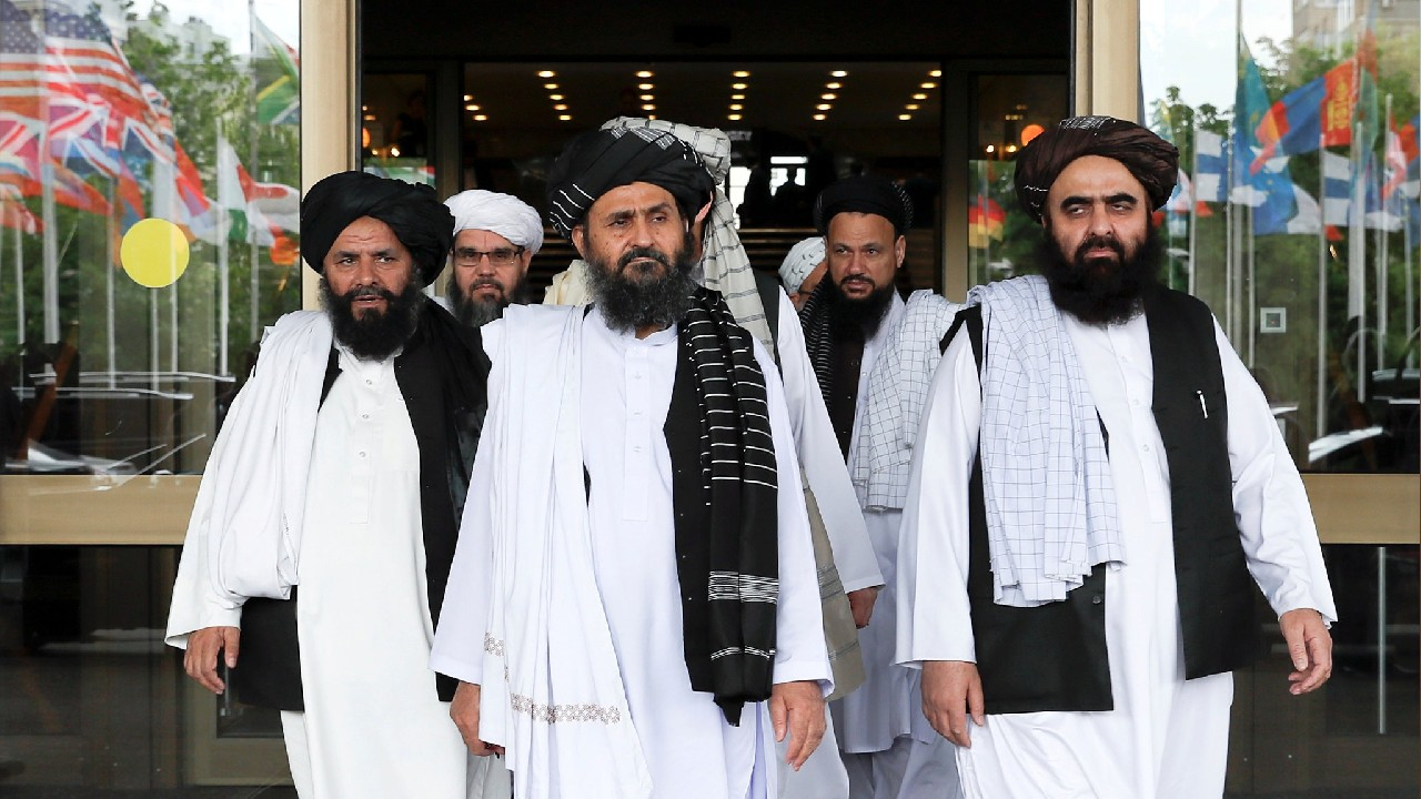 Taliban, ABD ile ilişkilerde "yeni bir sayfa açma" konusunda görüştüklerini açıkladı