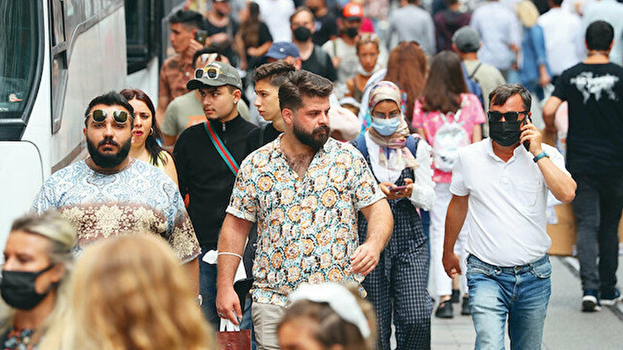 Maske kullanımının azalması vaka sayılarını olumsuz etkiledi!