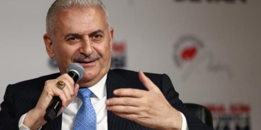 Binali Yıldırım'dan gülümseten anı: Bana 'Sen bakan olmuşsun ama cahil kalmışsın' dedi!