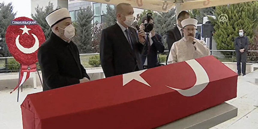 AK Parti İstanbul Milletvekili İsmet Uçma son yolculuğuna uğurlandı