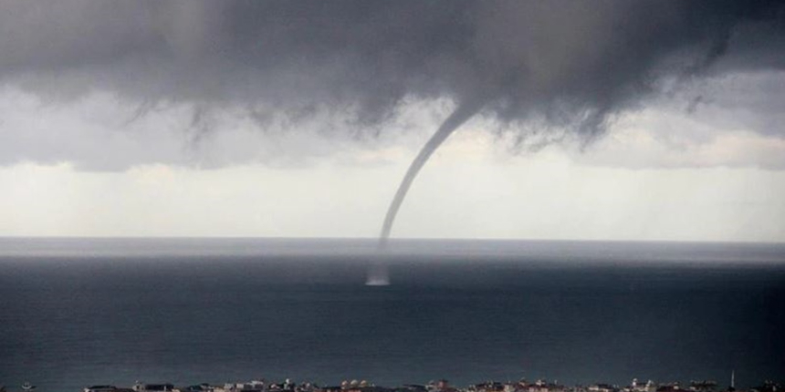 Meteoroloji açıkladı: Kuvvetli yağış ve hortum geliyor!