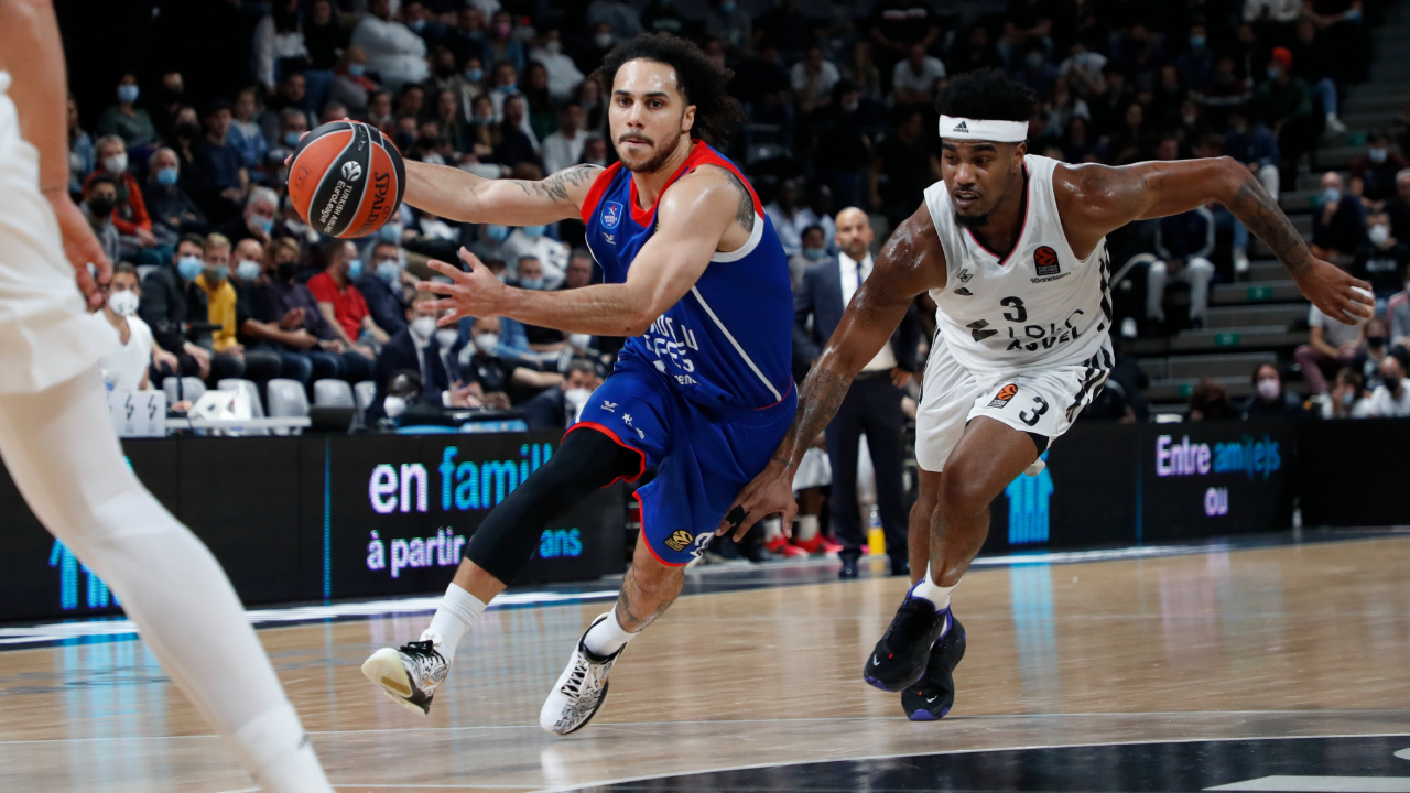 Anadolu Efes 3'te 0'la başladı... Ergin Ataman: Son çeyrekte adeta intihar ettik