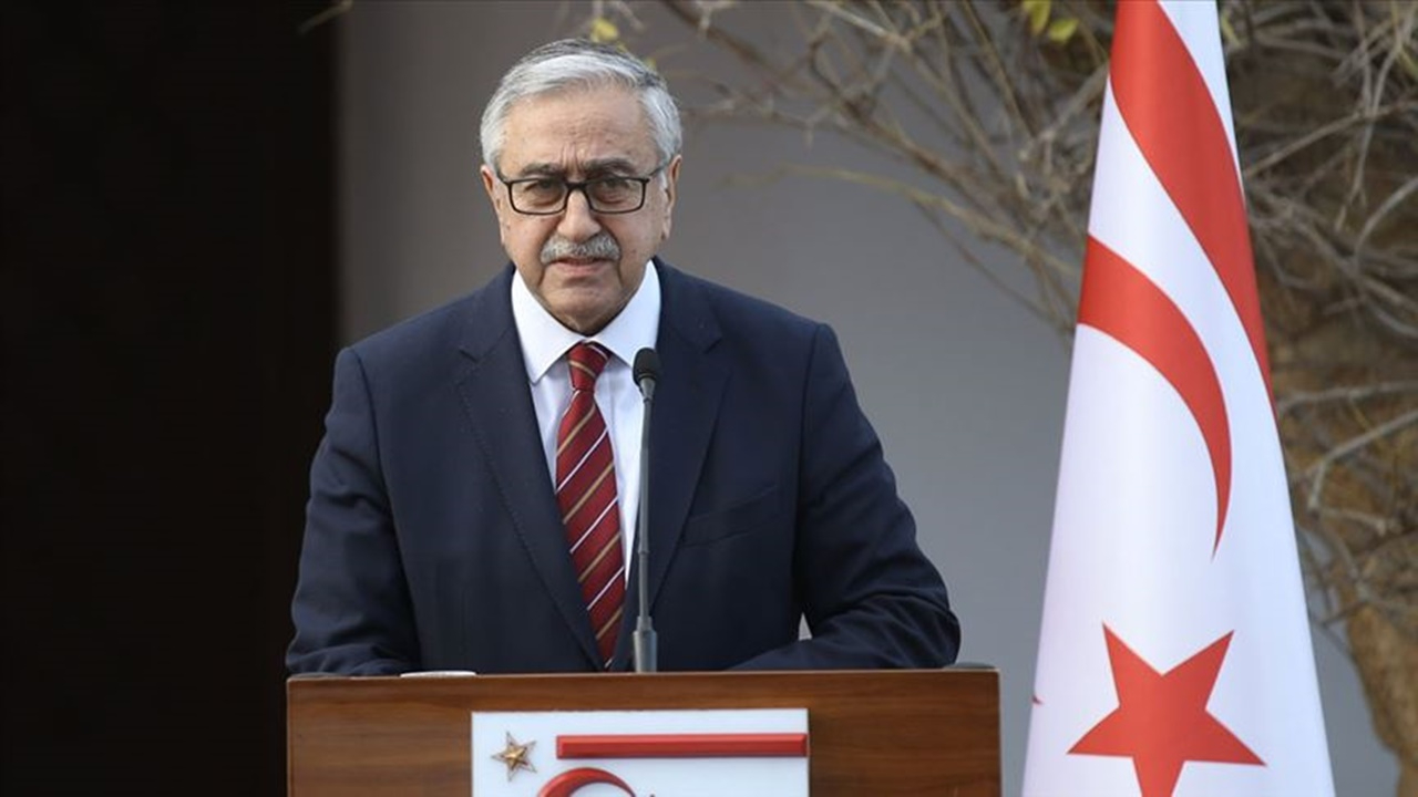 Bakanlıktan 'Mustafa Akıncı'nın Türkiye'ye girişi yasaklandı' iddiasına yanıt
