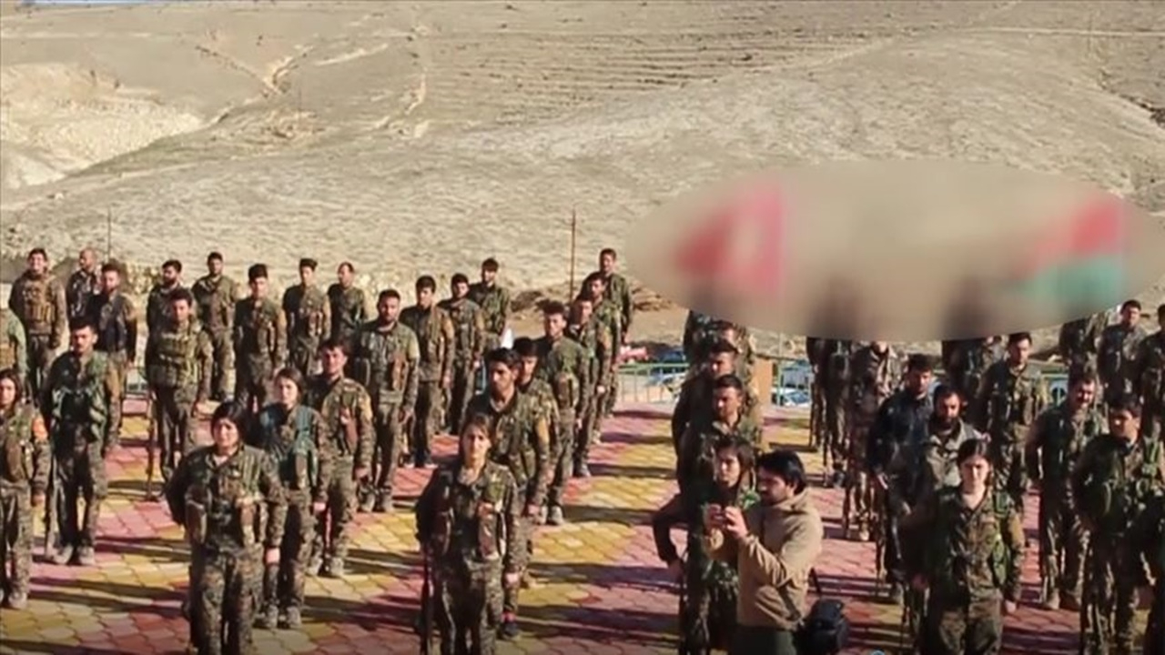 Suriye'ye harekat sinyali terör örgütü PKK'yı panikletti