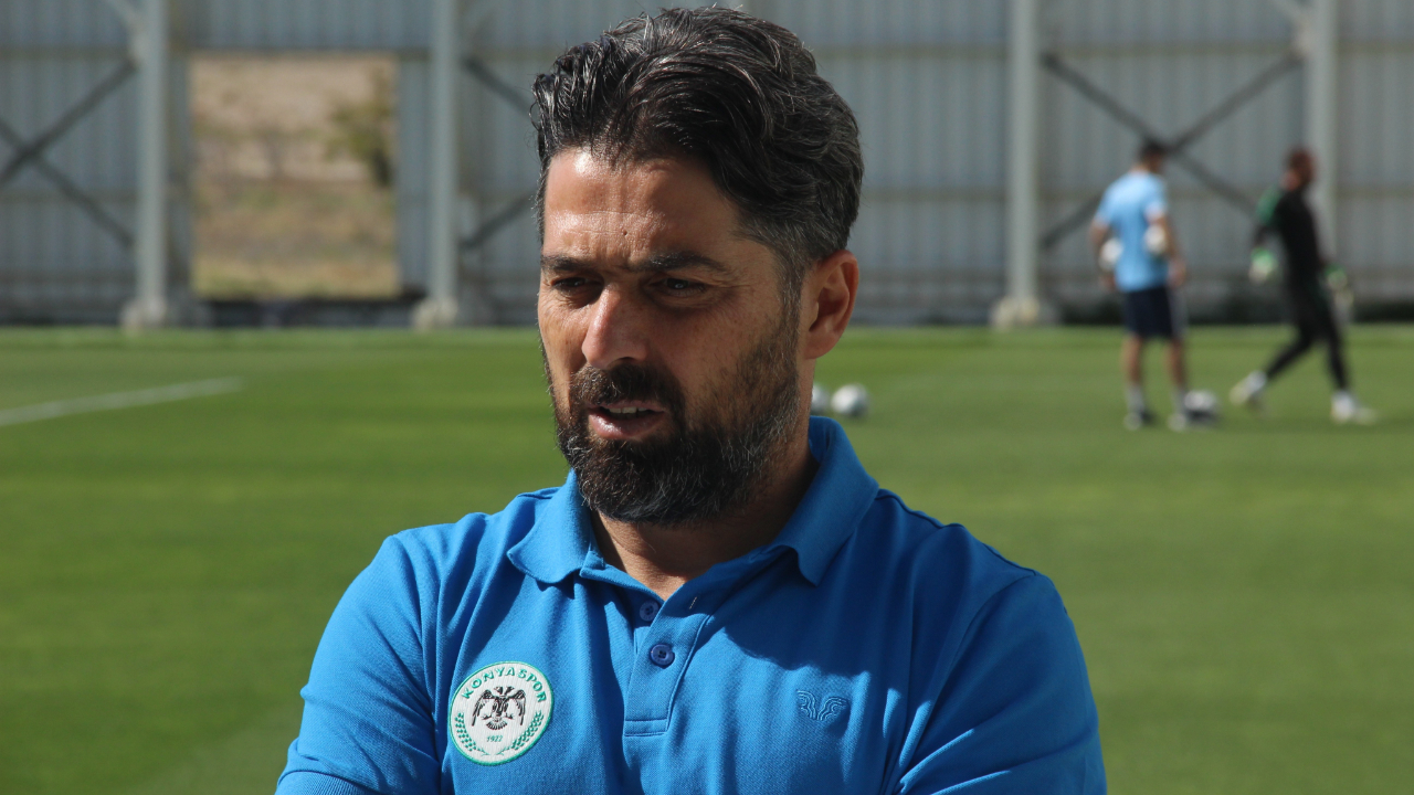 Konyaspor Teknik Direktörü İlhan Palut: Sosyal medya "Kocaman" bir çöplük