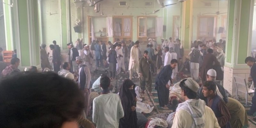 Cuma namazı sırasında Afganistan'da dehşet: Camiye bombalı saldırı düzenlendi!