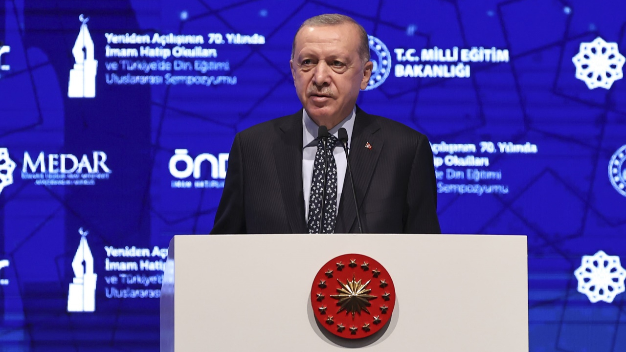 Cumhurbaşkanı Erdoğan: İmam hatiplilerin fetret devrini biz bitirdik