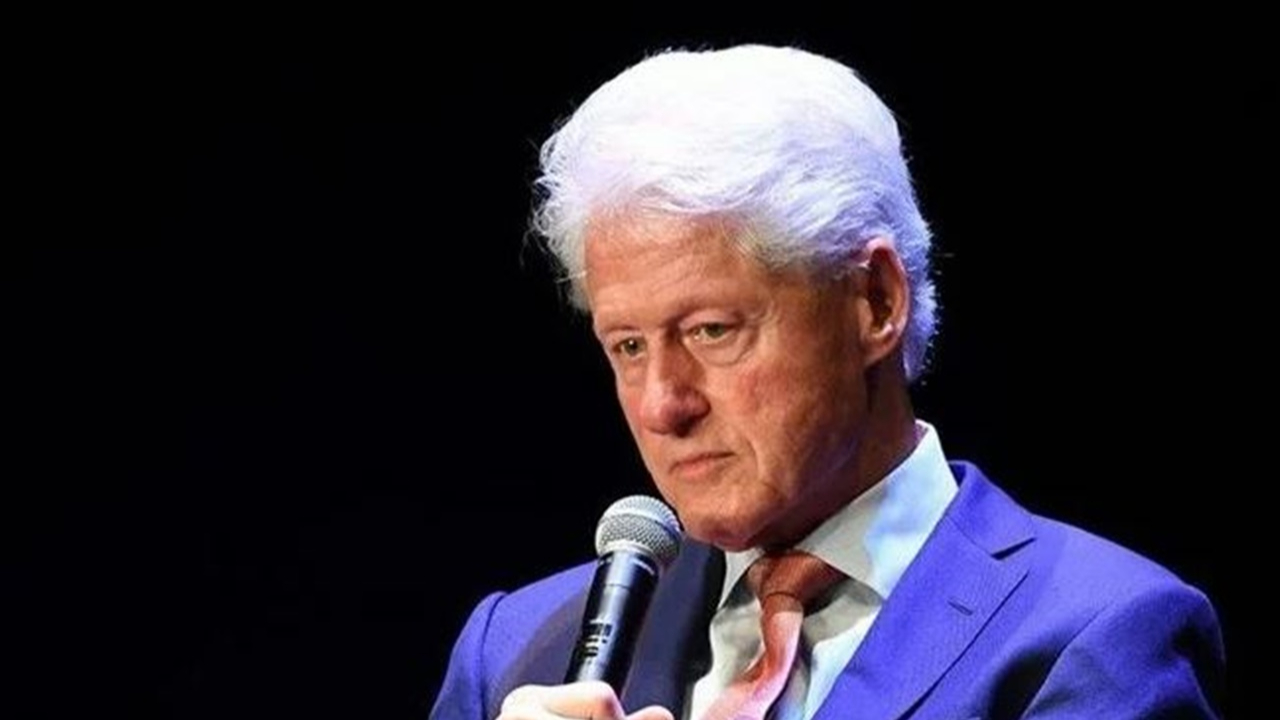 Eski ABD Başkanı Bill Clinton hastaneye kaldırıldı