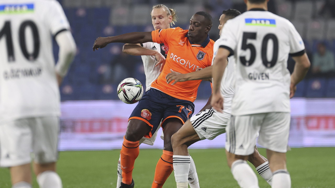 Başakşehir-Beşiktaş maçında Fredrik Gulbrandsen şov! Oyuna girdi, 3 puanı getirdi