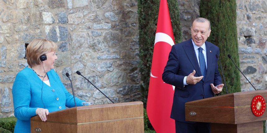 Erdoğan ve Merkel arasında gülümseten 'koalisyon' diyaloğu