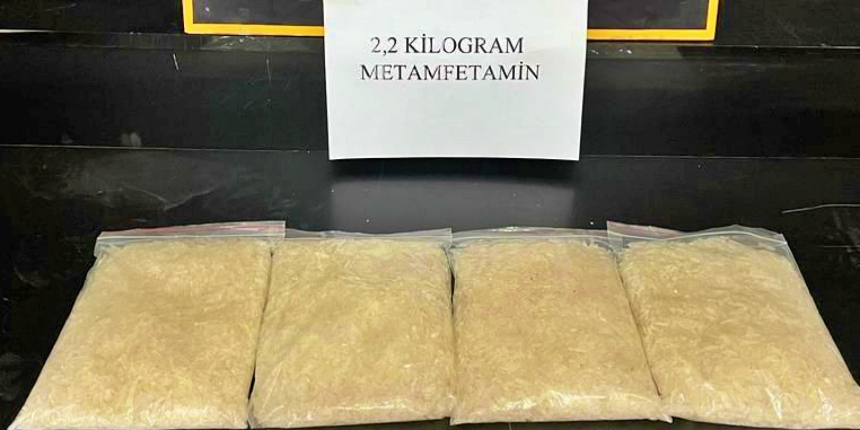 Emniyet 2.2 kg metamfetamin ele geçirdi!