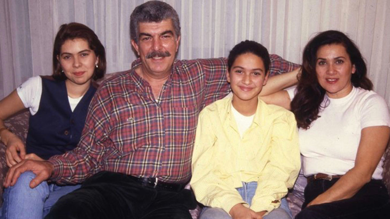 Bergüzar Korel'in ablası Zeynep Korel annesiden şikayetçi olmuştu... Mahkeme Hülya Darcan ile ilgili kararını verdi