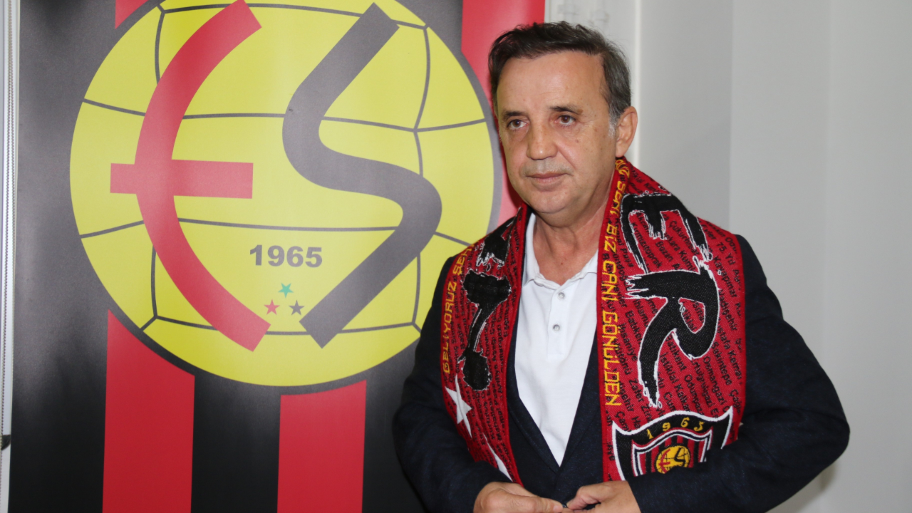 Eskişehirspor'da Suat Kaya dönemi... "Hocalıktan ziyade ağabeyleri olmaya çalışacağız"