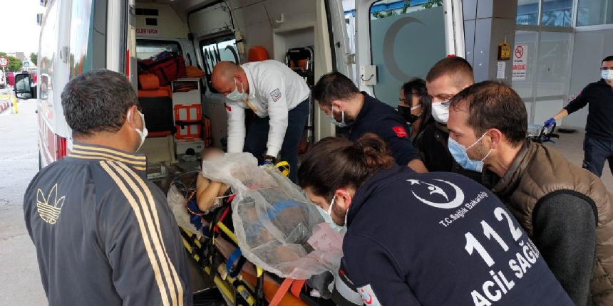 Eve balkondan girmek isteyince 2. kattan yere çakıldı!