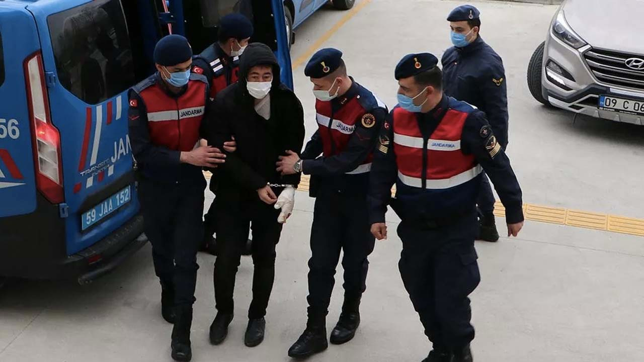 Boşanma aşamasındaki eşini benzin döküp yaktı, "Ateşinde biraz ısınayım" dedi