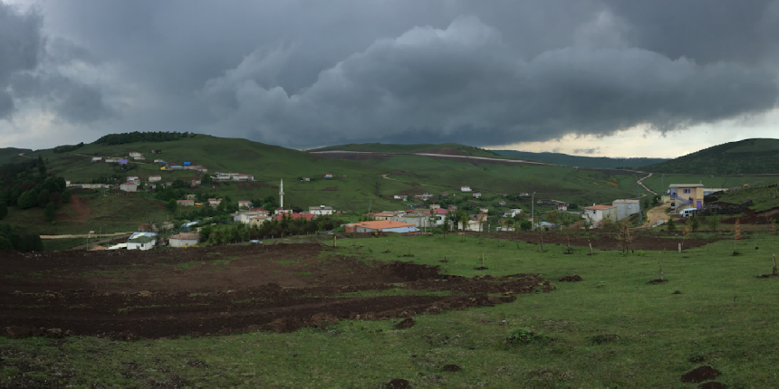 Yaşlı adam yaylada bıçaklanmış halde bulundu