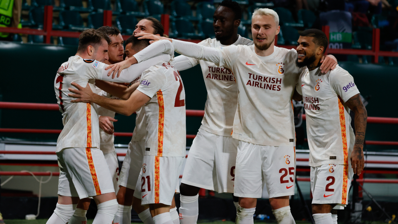 Galatasaray, Lokomotiv Moskova deplasmanında 3 puanı tek golle aldı