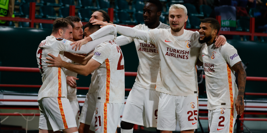 Galatasaray, Lokomotiv Moskova deplasmanında 3 puanı tek golle aldı