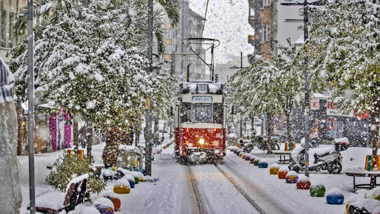 Meteoroloji gün verip uyardı: Kar geliyor! Sıcaklıklar 10 derece birden düşecek!