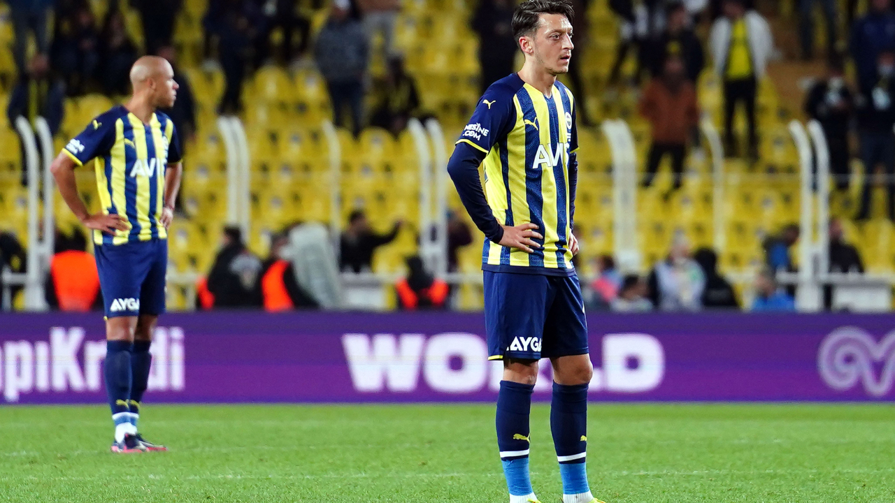 Kadıköy'de "Yönetim istifa" sesleri