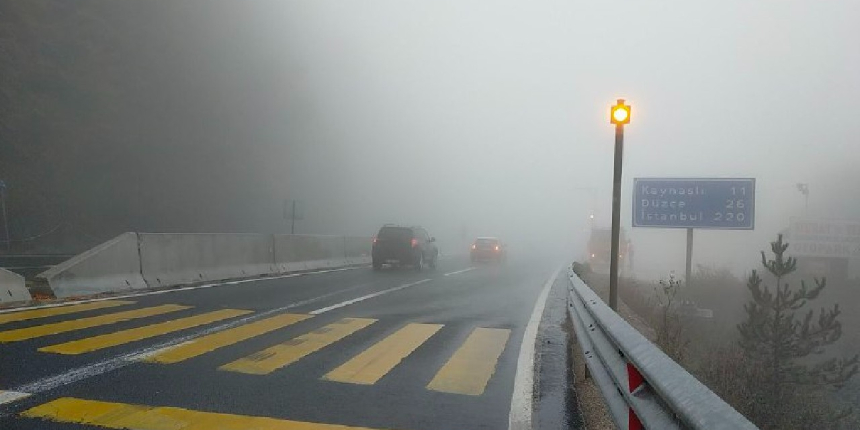 Bolu Dağı'nda sis ve yağmur etkili oluyor!