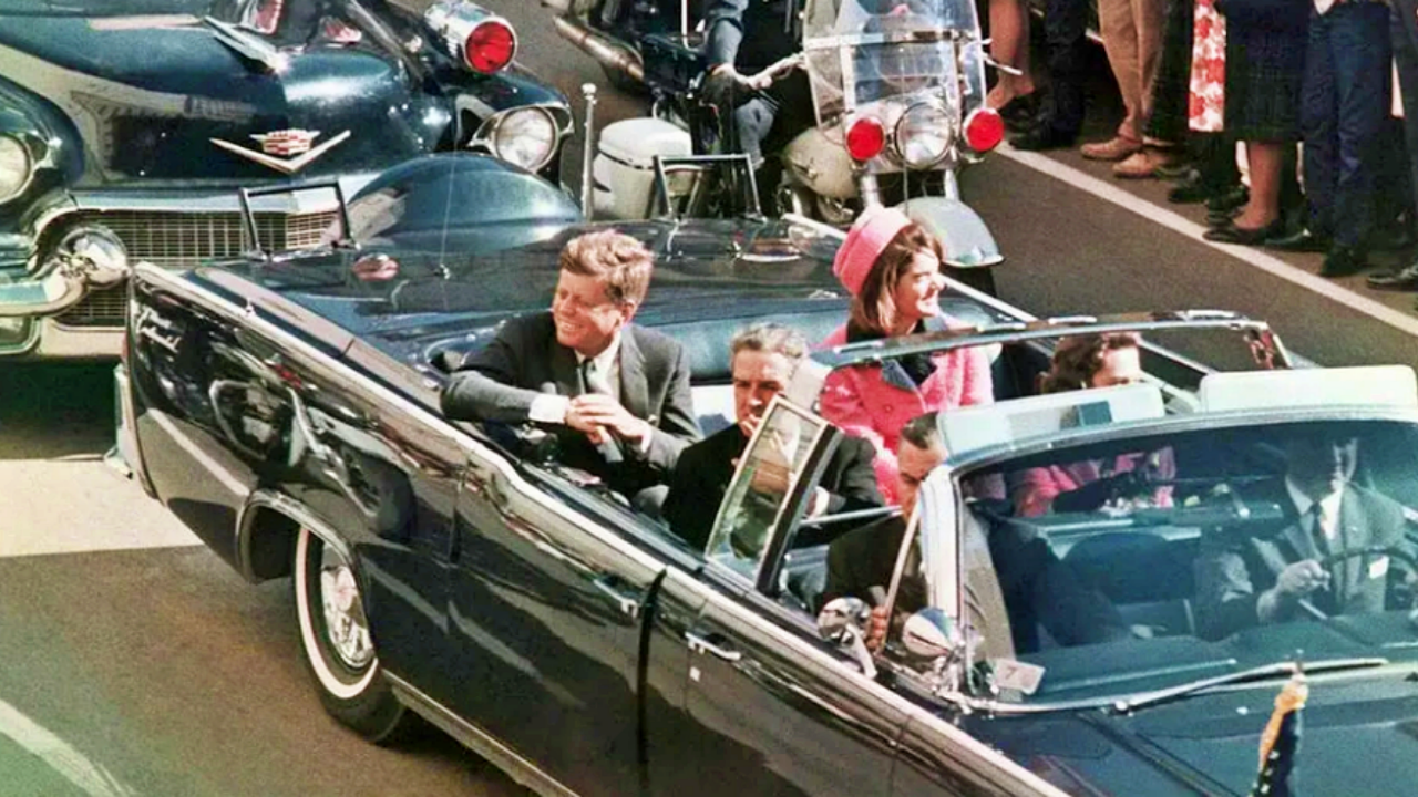 Kennedy Suikasti'ne ait gizli belgelerin bir kısmı yayımlanacak!