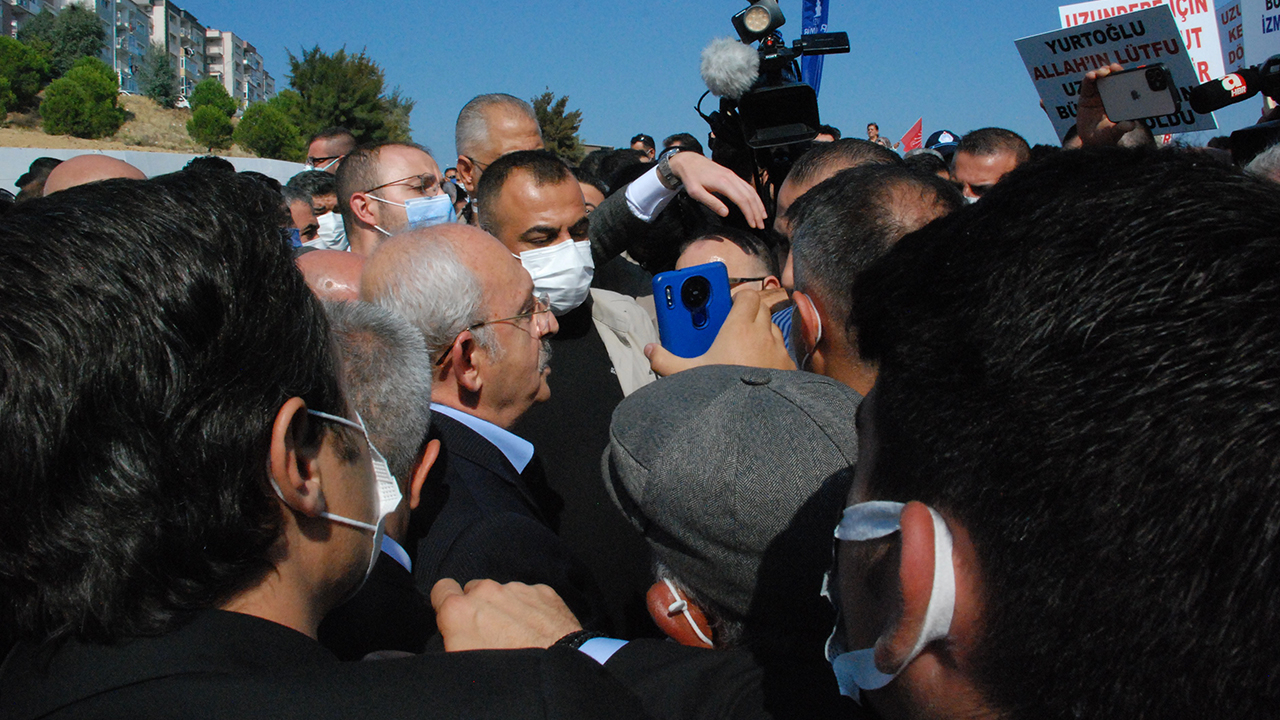 Kılıçdaroğlu, belediyeyi protesto eden vatandaşları böyle azarladı: Gelsin hükümet yapsın